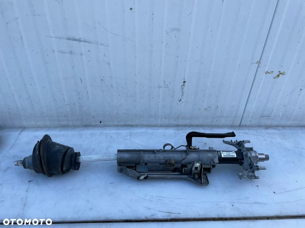 KOLUMNA KIEROWNICZA 881401018515 BMW E90 SEDAN 2.0 N46B20B - 1