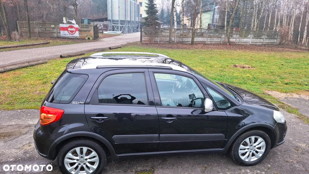 Suzuki SX4 1.6 VVT 4x2 Style - 19