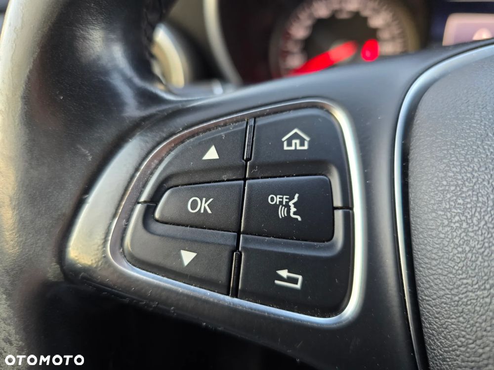 Mercedes-Benz GLC - 27