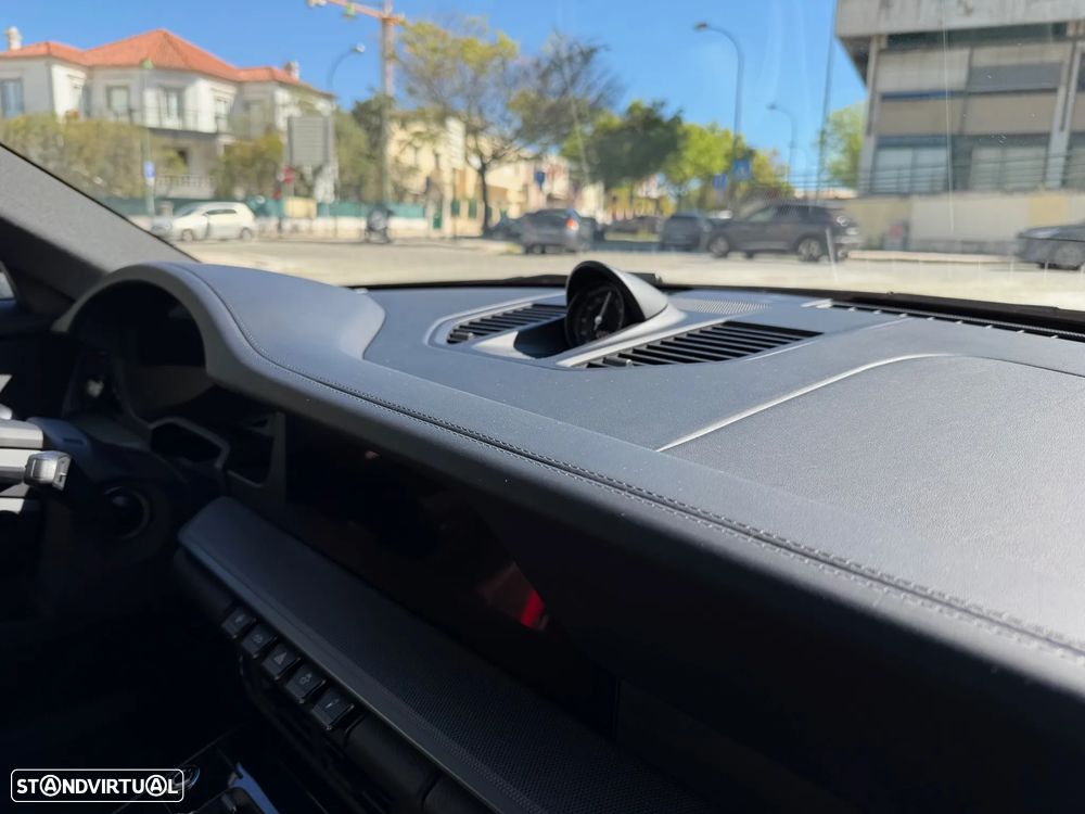 Porsche 911 (992) Carrera S - 7