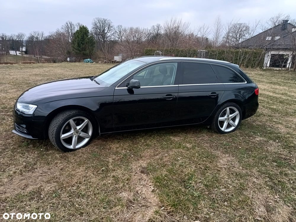 Audi A4 Avant 2.0 TDI Quattro S tronic - 13