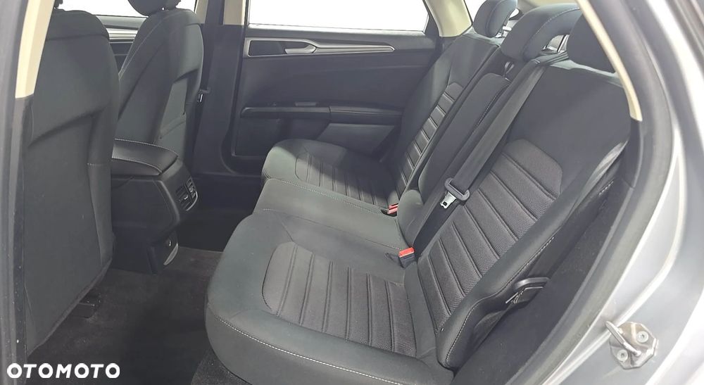 Ford Mondeo - 9