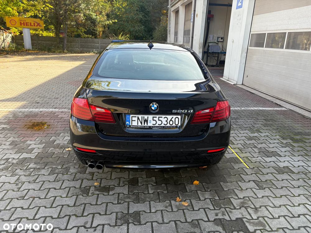BMW Seria 5 520d - 2