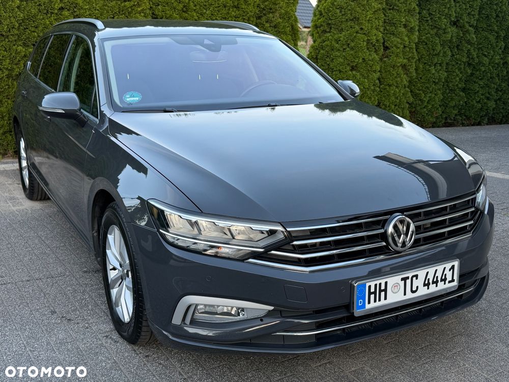 Volkswagen Passat 1.6 TDI SCR DSG Business - 12