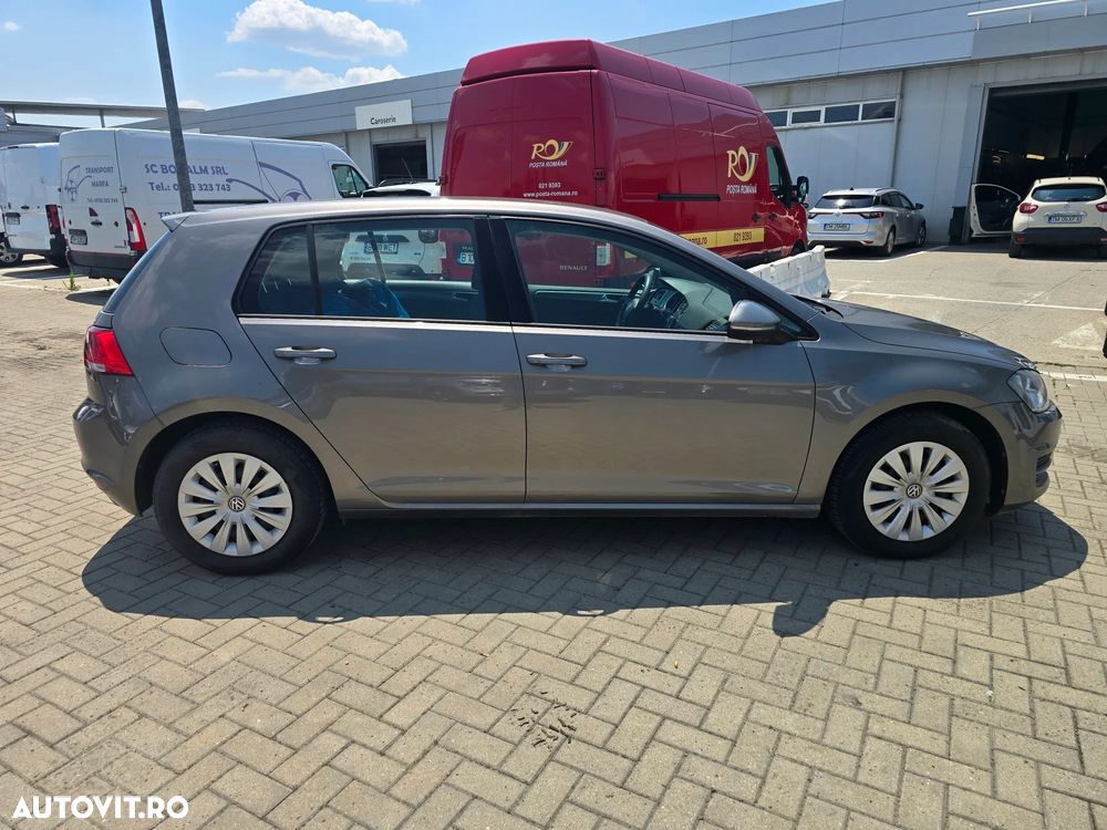 Volkswagen Golf 1.2 TSI BMT Trendline - 18