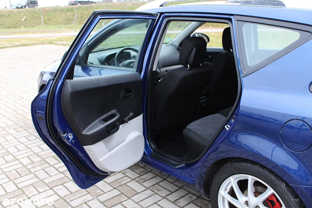 Kia Ceed - 24