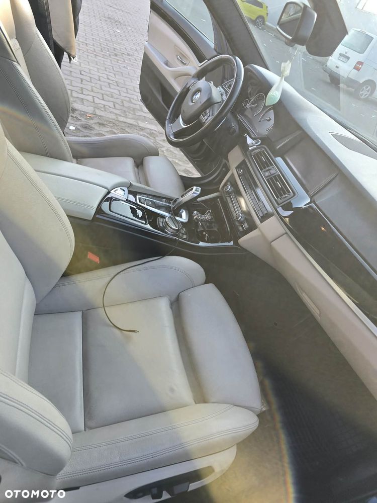 BMW Seria 5 520d xDrive Luxury Line sport - 3