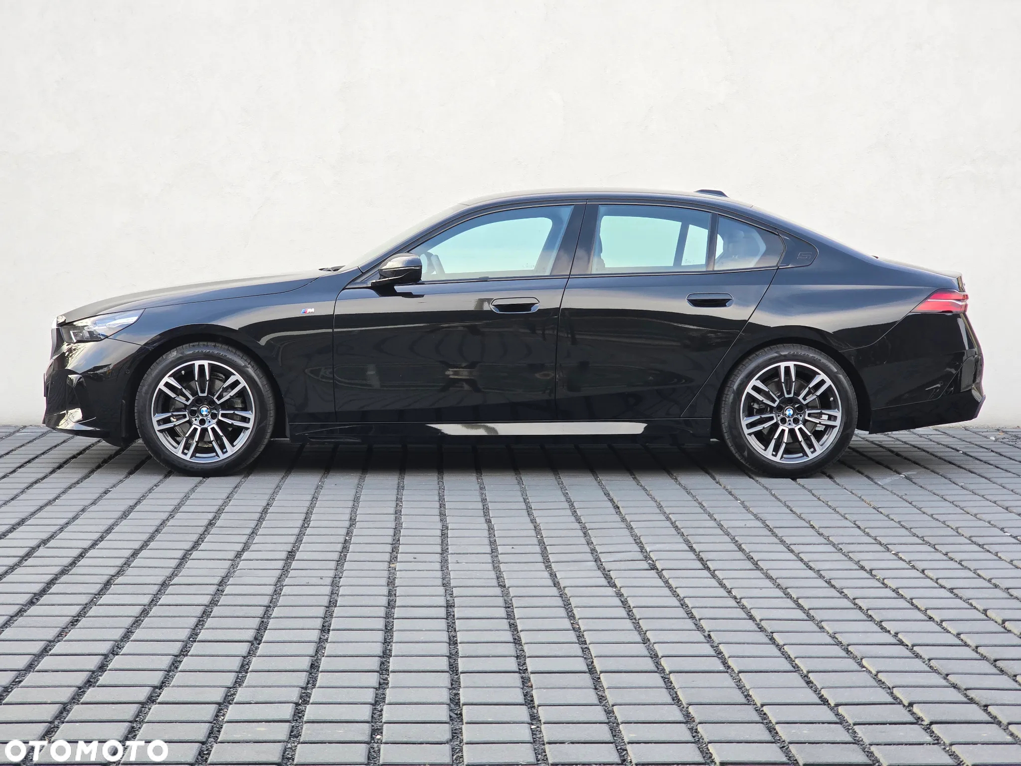 BMW Seria 5 520d xDrive - 3