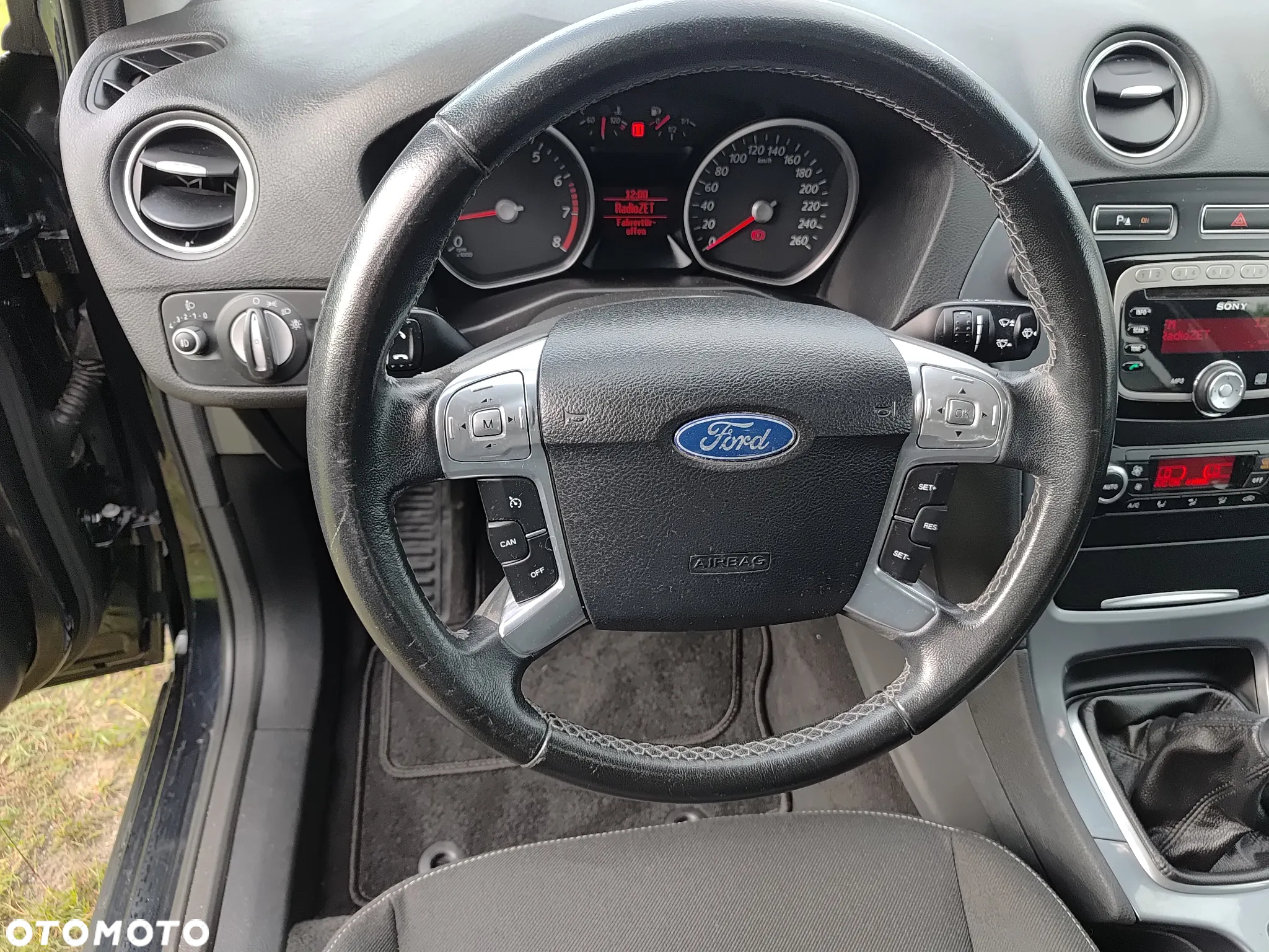 Ford Mondeo 1.6 Ambiente - 14
