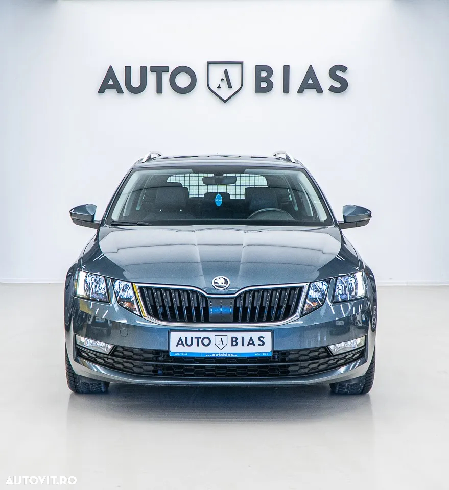 Skoda Octavia Combi Diesel 1.6 TDI DSG Style - 23