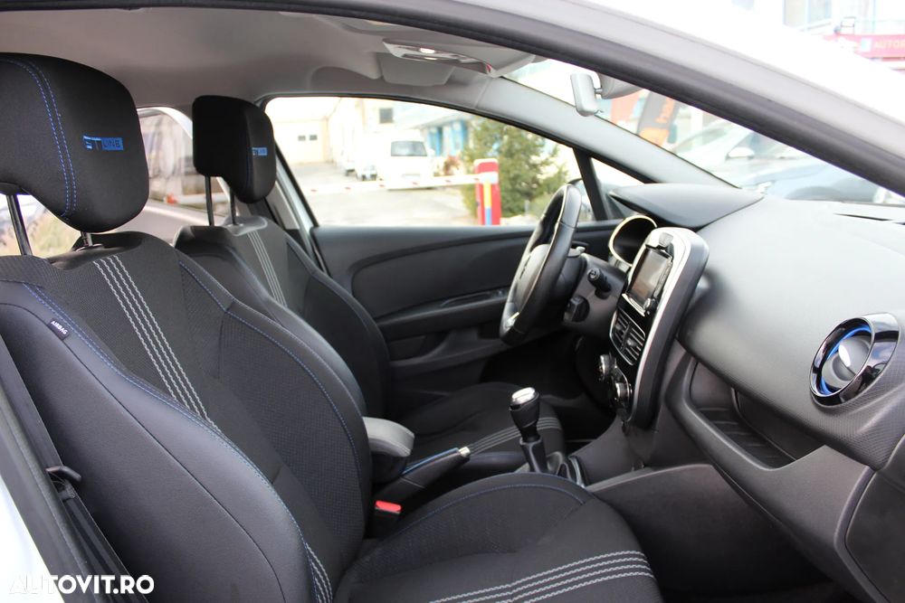 Renault Clio - 7