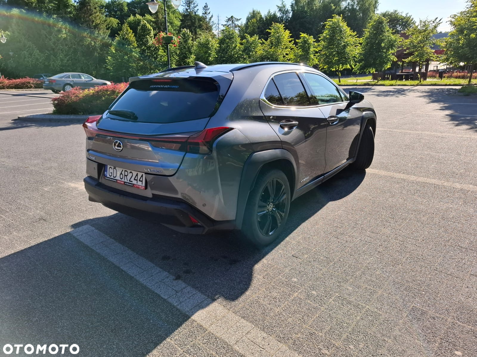 Lexus UX - 2