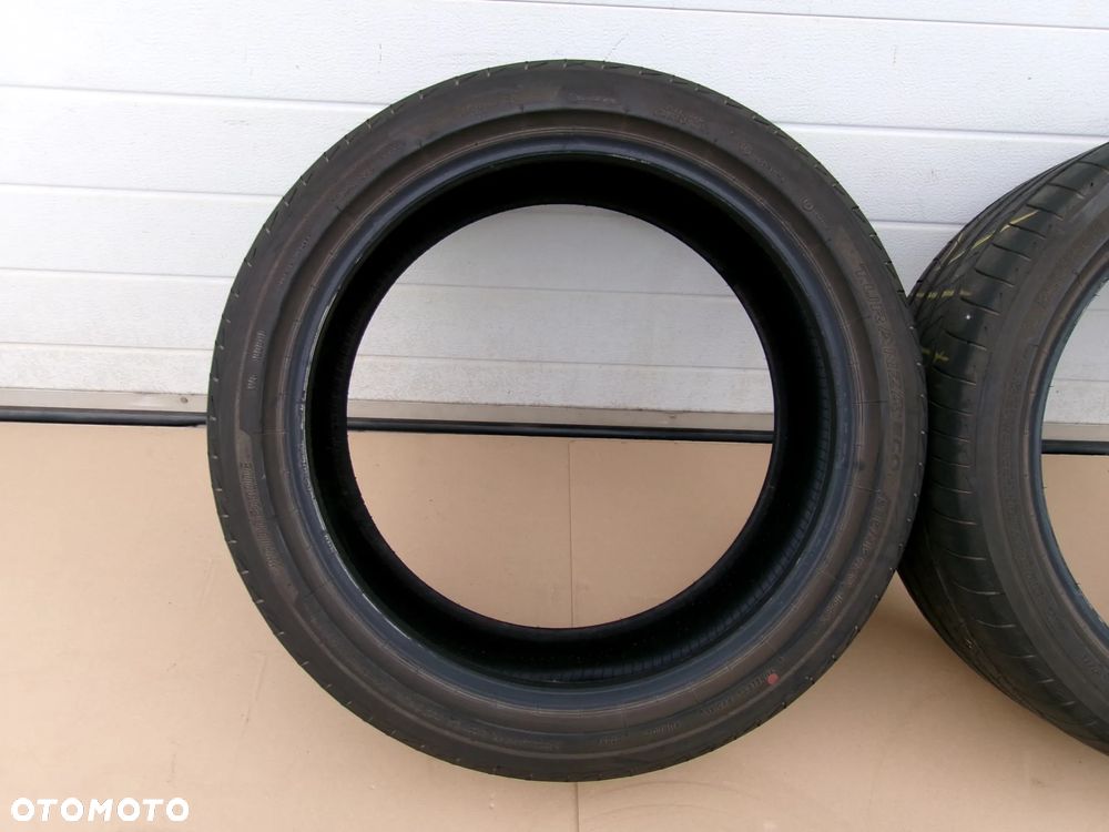 Opony BRIDGESTONE Turanza Eco 235/45R20 - 3