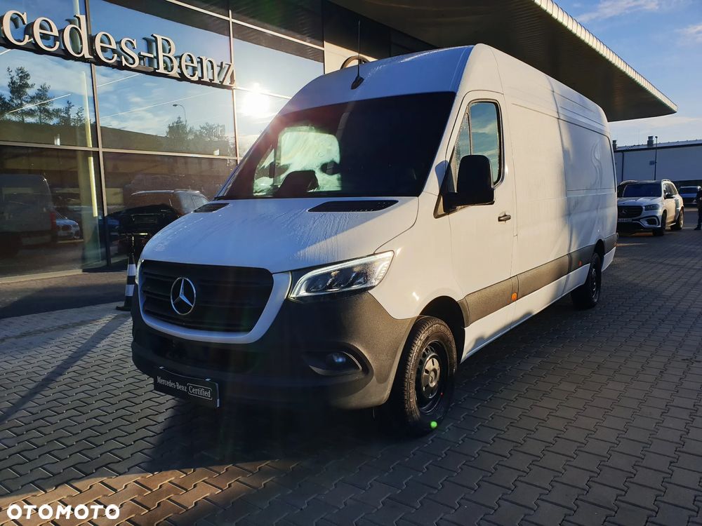 Mercedes-Benz SPRINTER 317 - 12