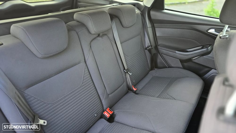 Ford Focus SW 1.5 TDCi Titanium - 14