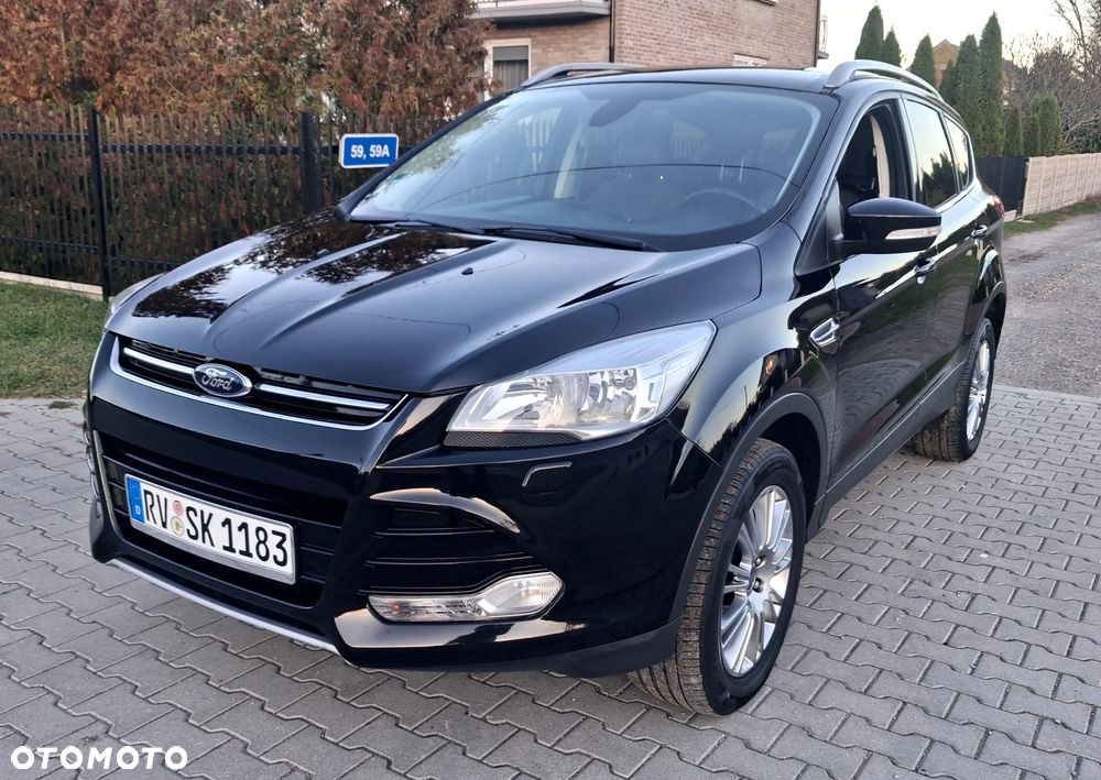 Ford Kuga - 1