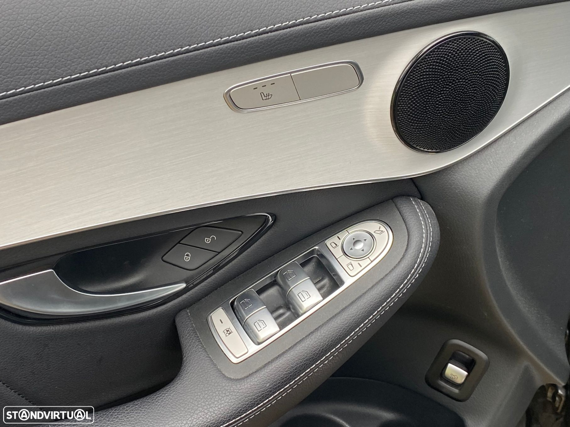 Mercedes-Benz GLC 300 - 18