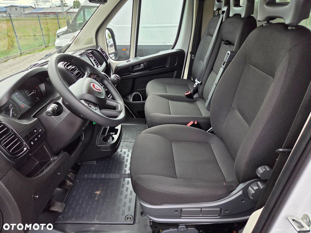 Fiat Ducato 2.2 160KM/ Kontener dł: 4.30 / Winda DHOLLANDIA 750Kg / Klima / - 17