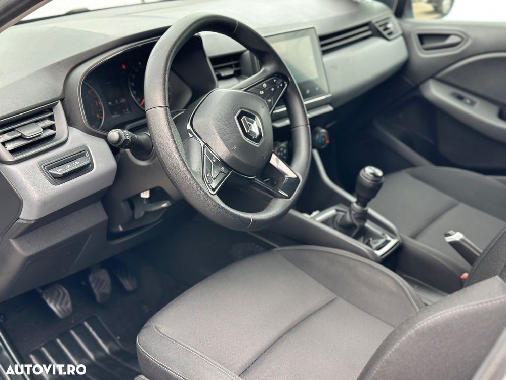 Renault Clio - 16