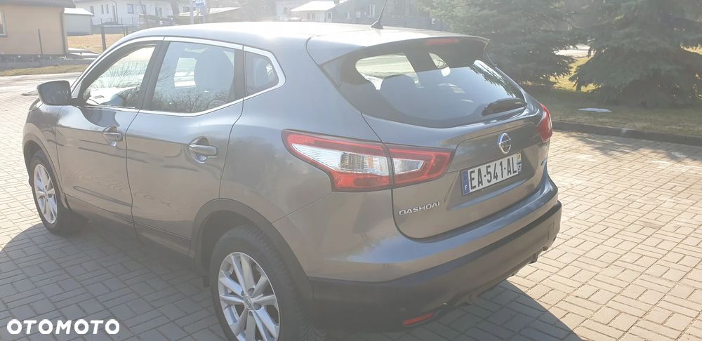 Nissan Qashqai 1.5 dCi DPF 360 - 4