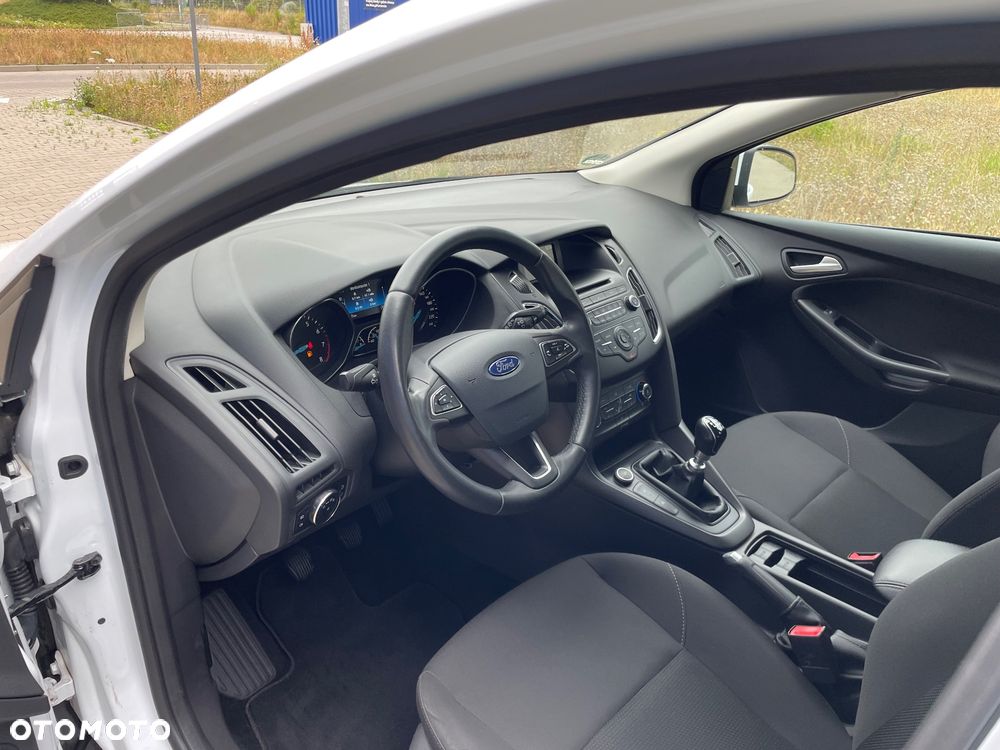 Ford Focus 1.0 EcoBoost Start-Stopp-System TREND - 13