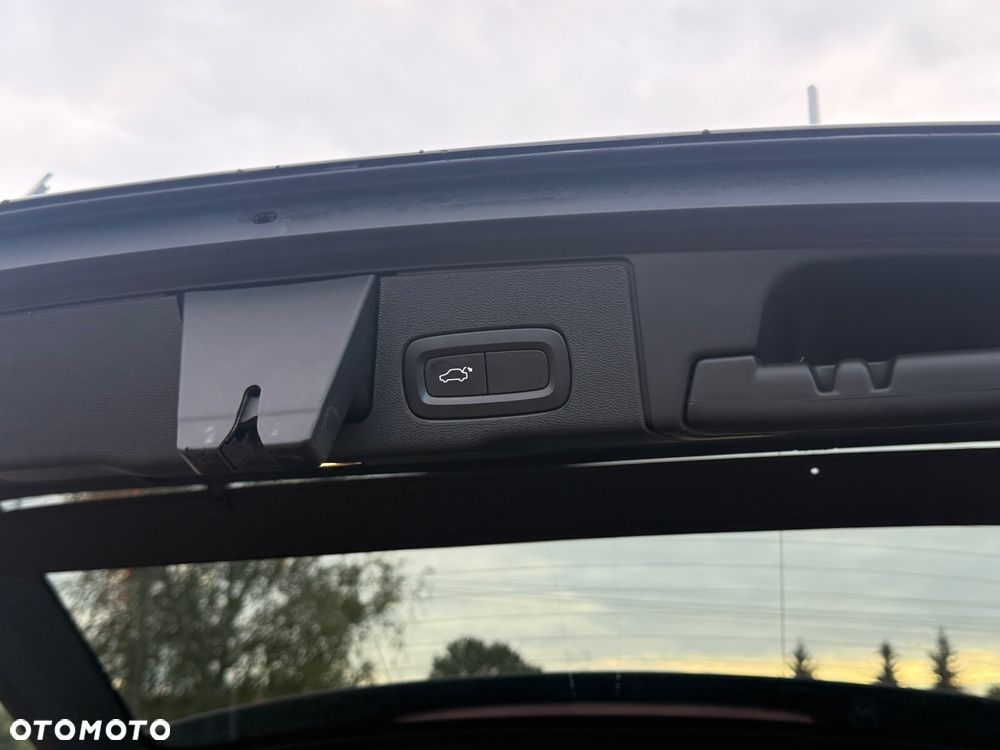 Volvo XC 60 D4 AWD Geartronic Momentum - 15