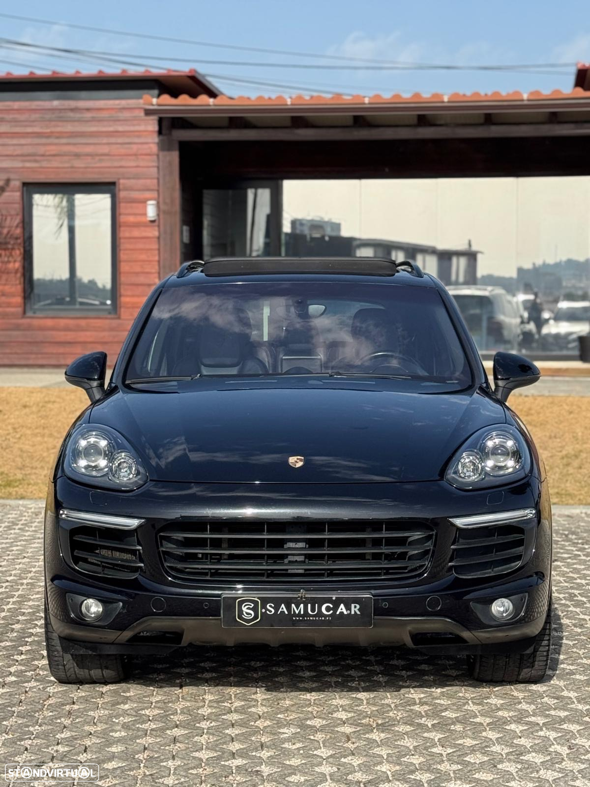 Porsche Cayenne - 3