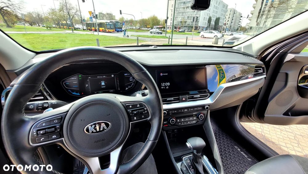 Kia Niro 1.6 GDI Hybrid Business Line - 20