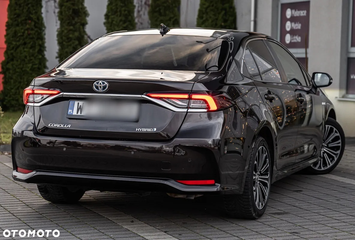 Toyota Corolla 1.8 Hybrid Executive - 12