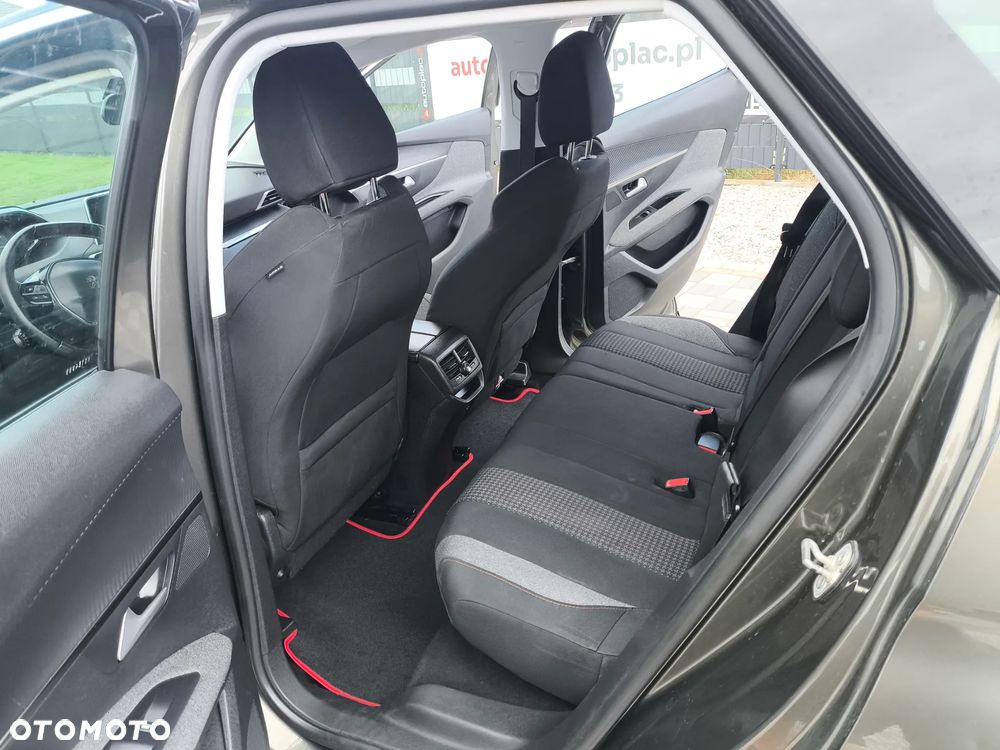 Peugeot 3008 1.6 BlueHDi Active S&S - 23
