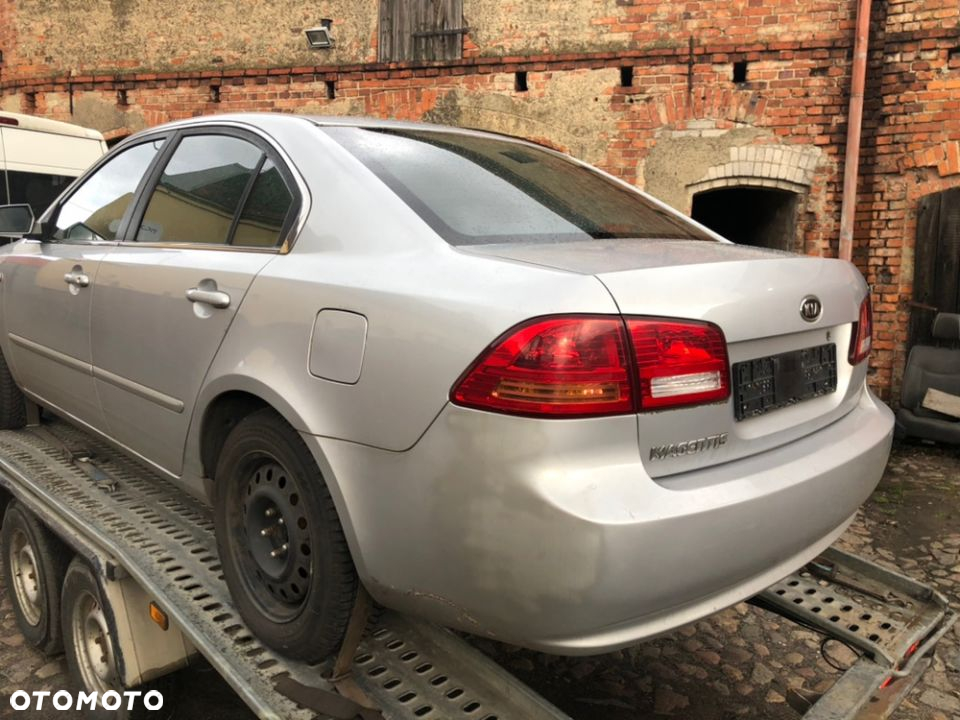 KIA MAGENTIS II 05-09 KLAPA LAMPY ZDERZAK TYŁ PAS BELKA KOLOR 6C - 2