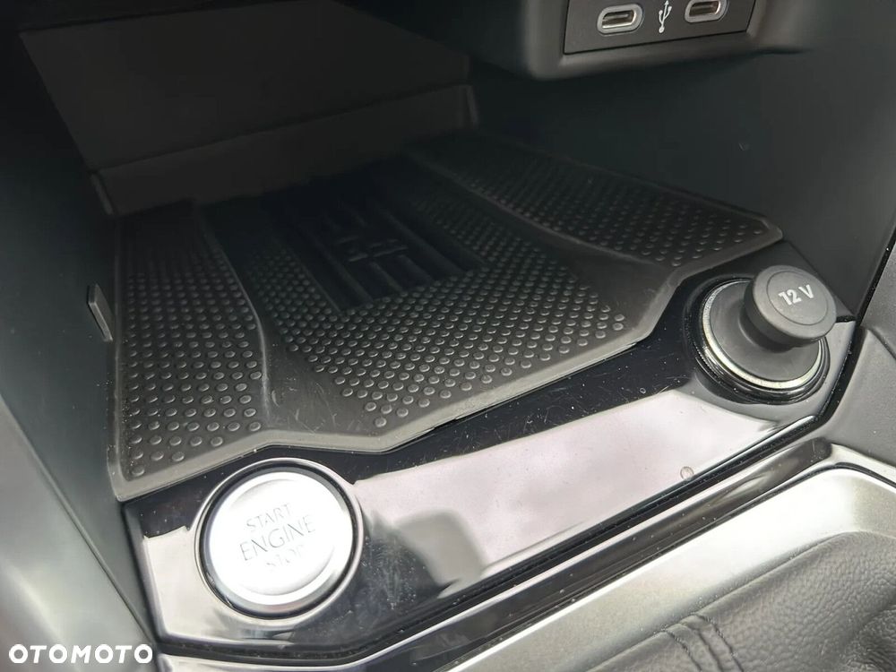 Volkswagen T-Roc 1.5 TSI Life Plus DSG - 27