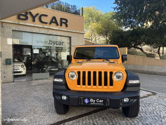 Jeep Wrangler - 24