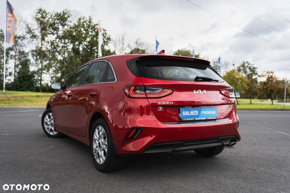 Kia Ceed - 14