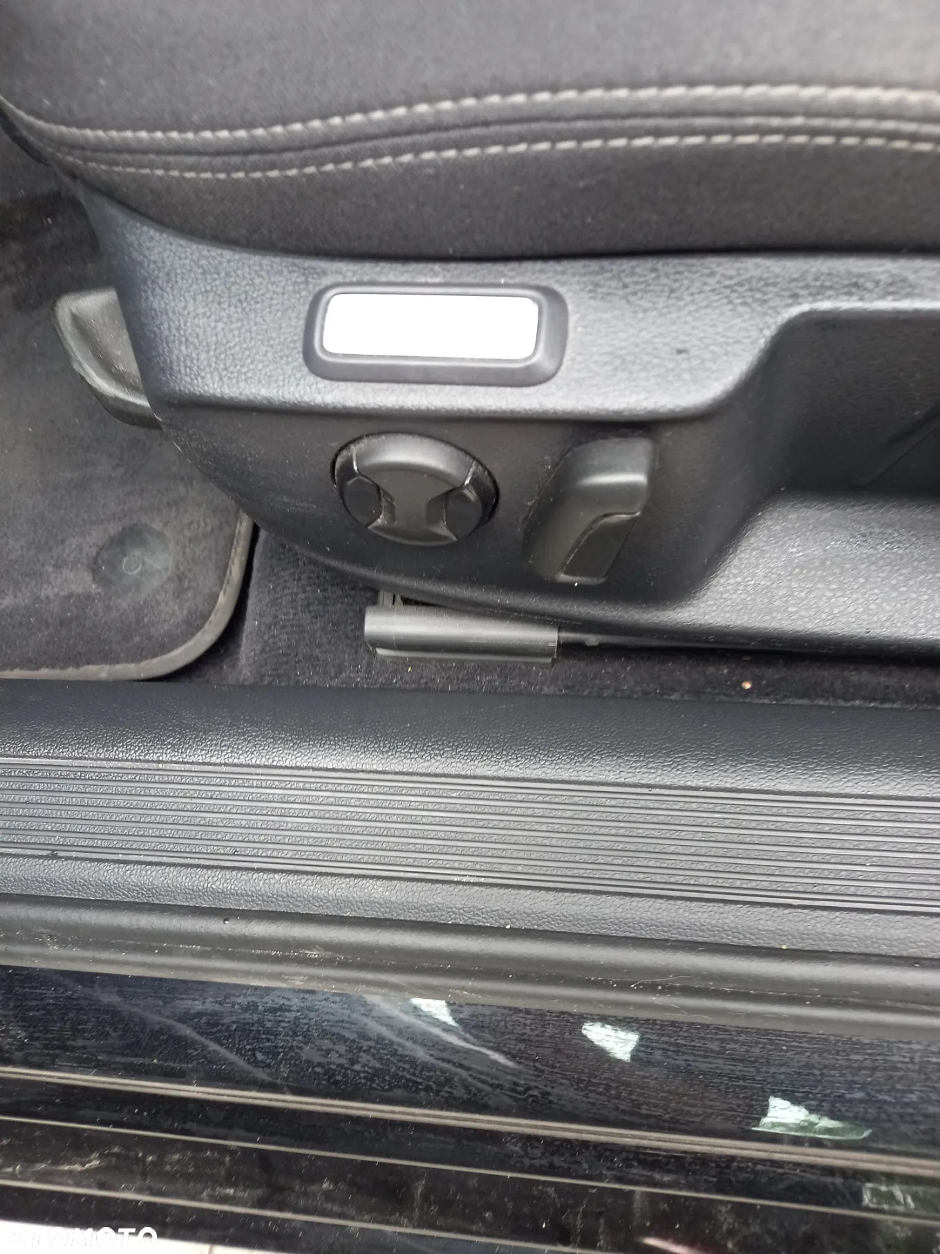 Volkswagen Passat 2.0 TDI BMT Comfortline - 9