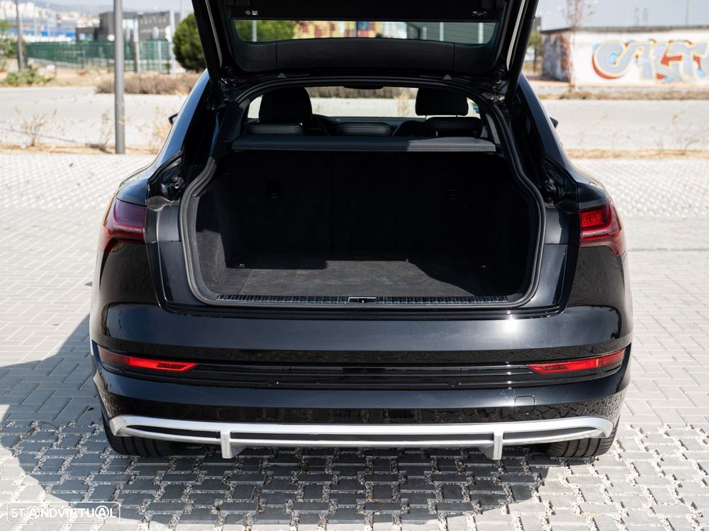 Audi e-tron 55 quattro S line - 23