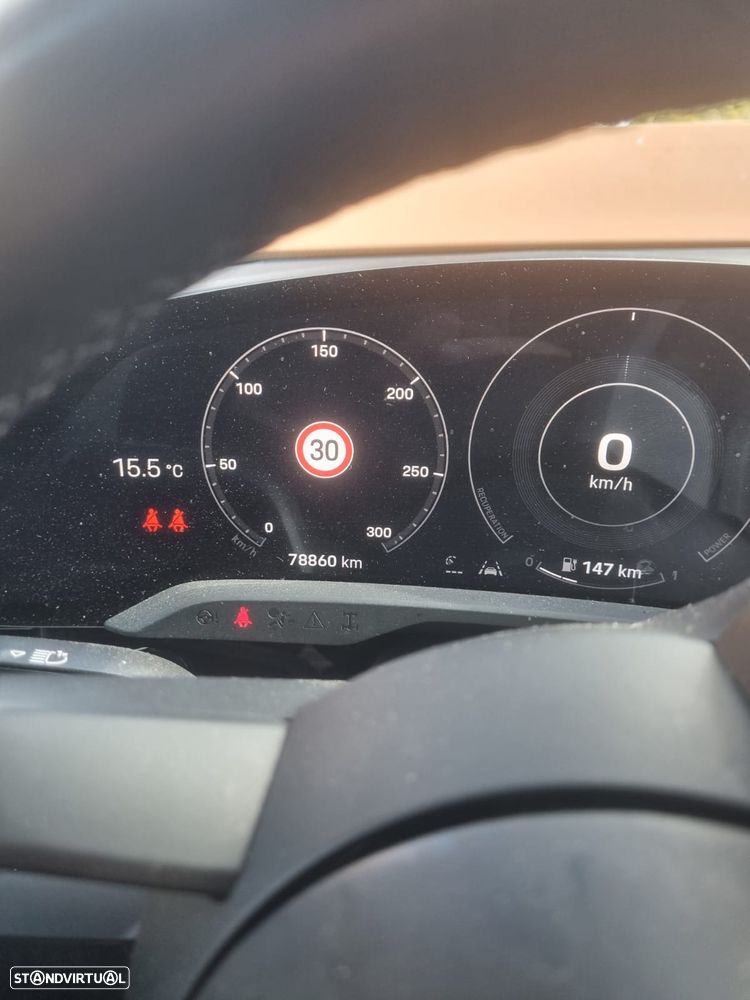 Porsche Taycan Standard - 8