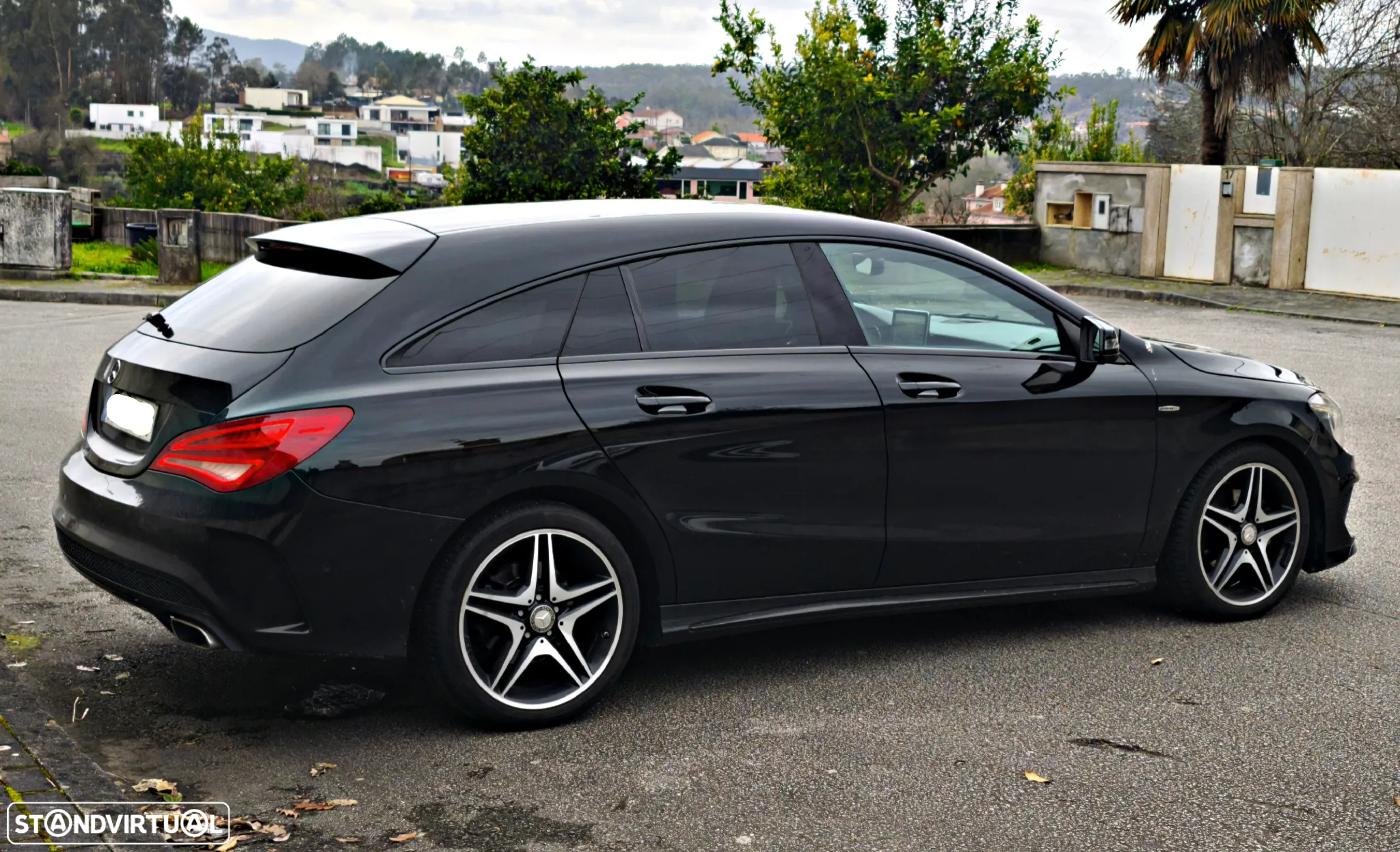 Mercedes-Benz CLA 180 d Shooting Brake AMG Line - 6