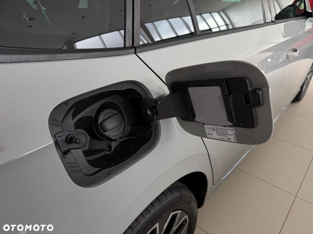 Skoda Scala 1.0 TSI Drive DSG - 35