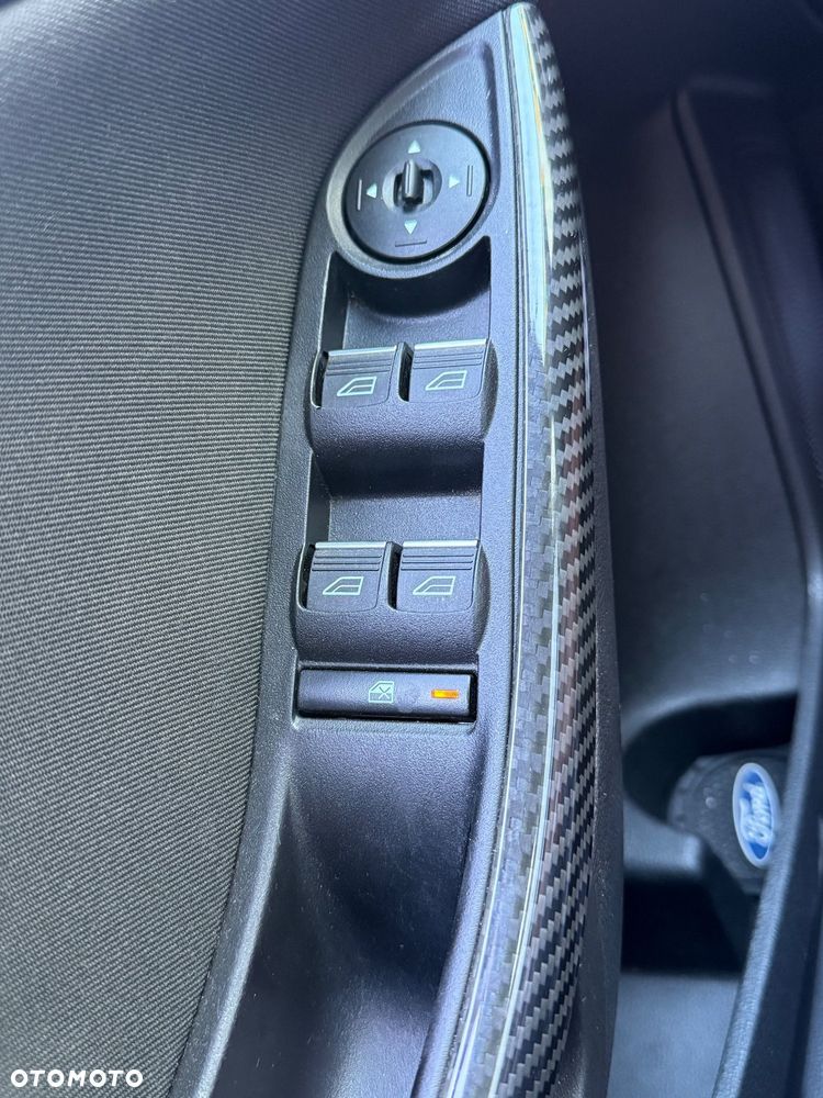 Ford Focus 2.0 EcoBoost ST mit Leder-Sport-Paket - 9