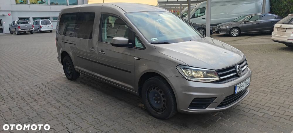 Volkswagen Caddy Maxi 2.0 TDI Comfortline DSG - 2