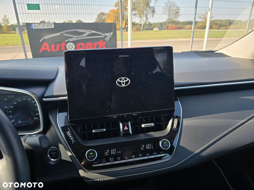 Toyota Corolla 1.8 Hybrid Comfort - 26