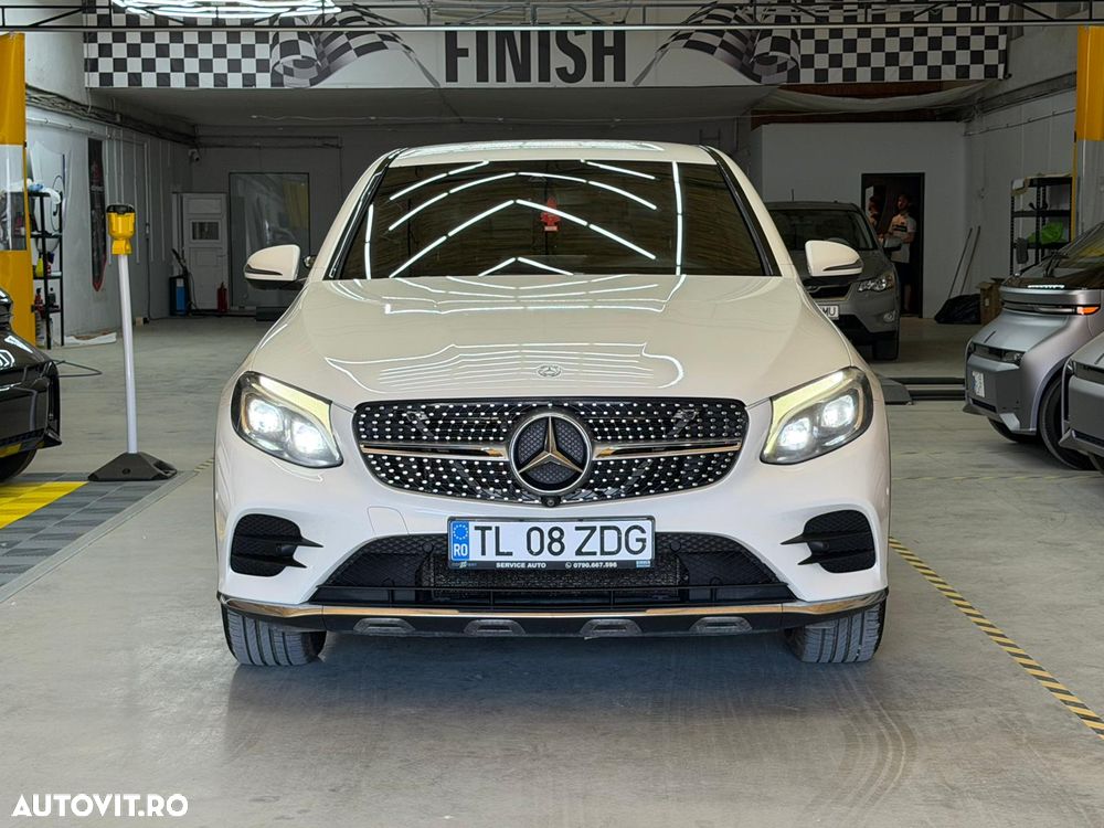 Mercedes-Benz GLC Coupe 220 d 4Matic 9G-TRONIC AMG Line - 9