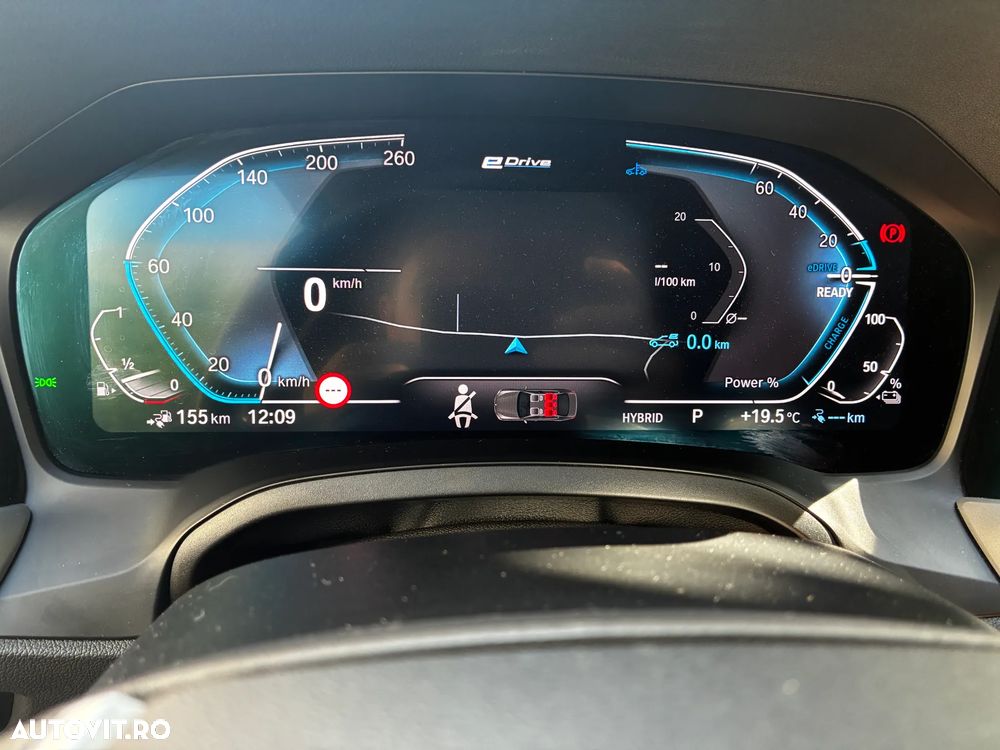 BMW Seria 3 320e Aut. Luxury Line - 7