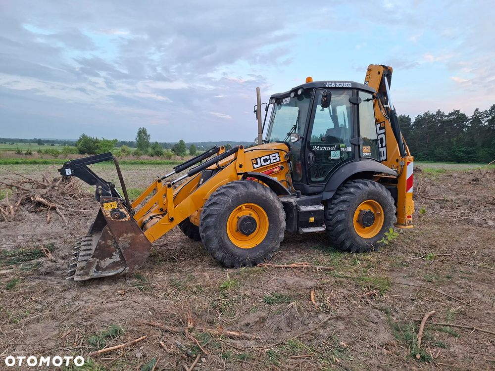 JCB 3 CX - 1