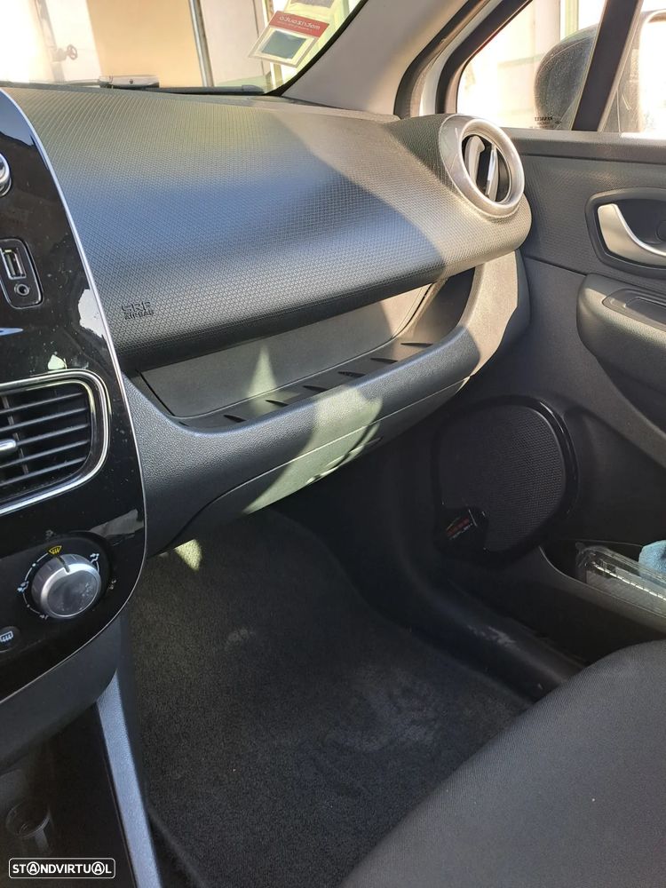 Renault Clio 0.9 TCE Limited - 8