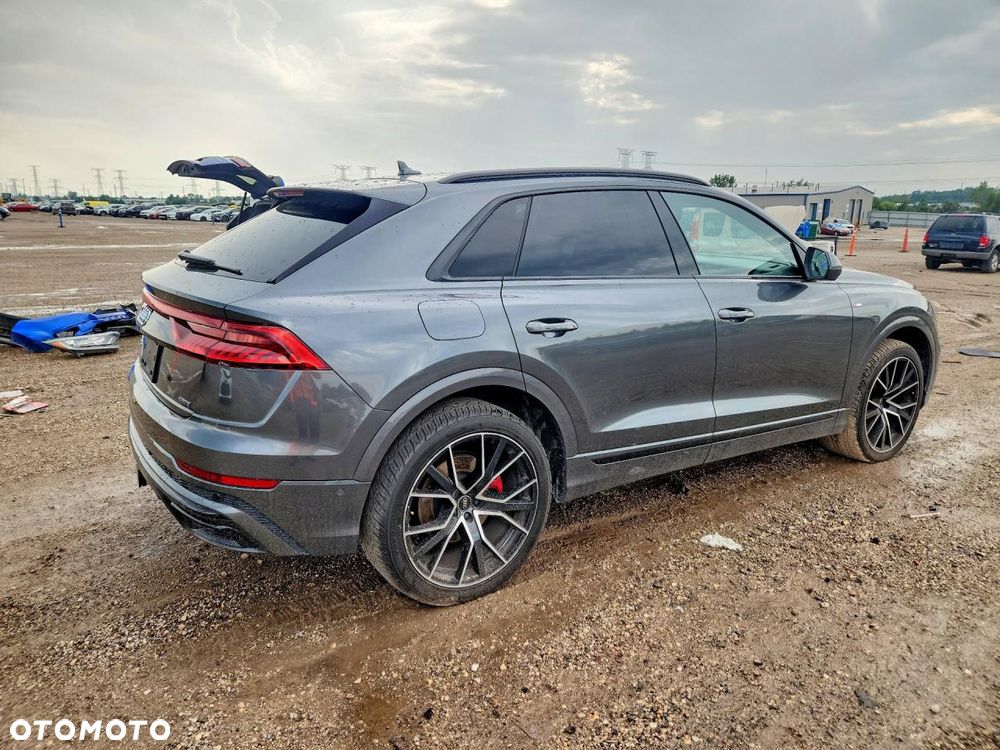 Audi Q8 - 2