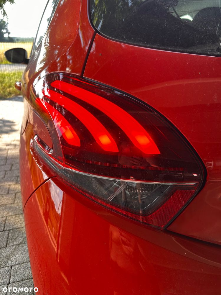 Peugeot 208 PureTech 110 Stop & Start Allure - 33