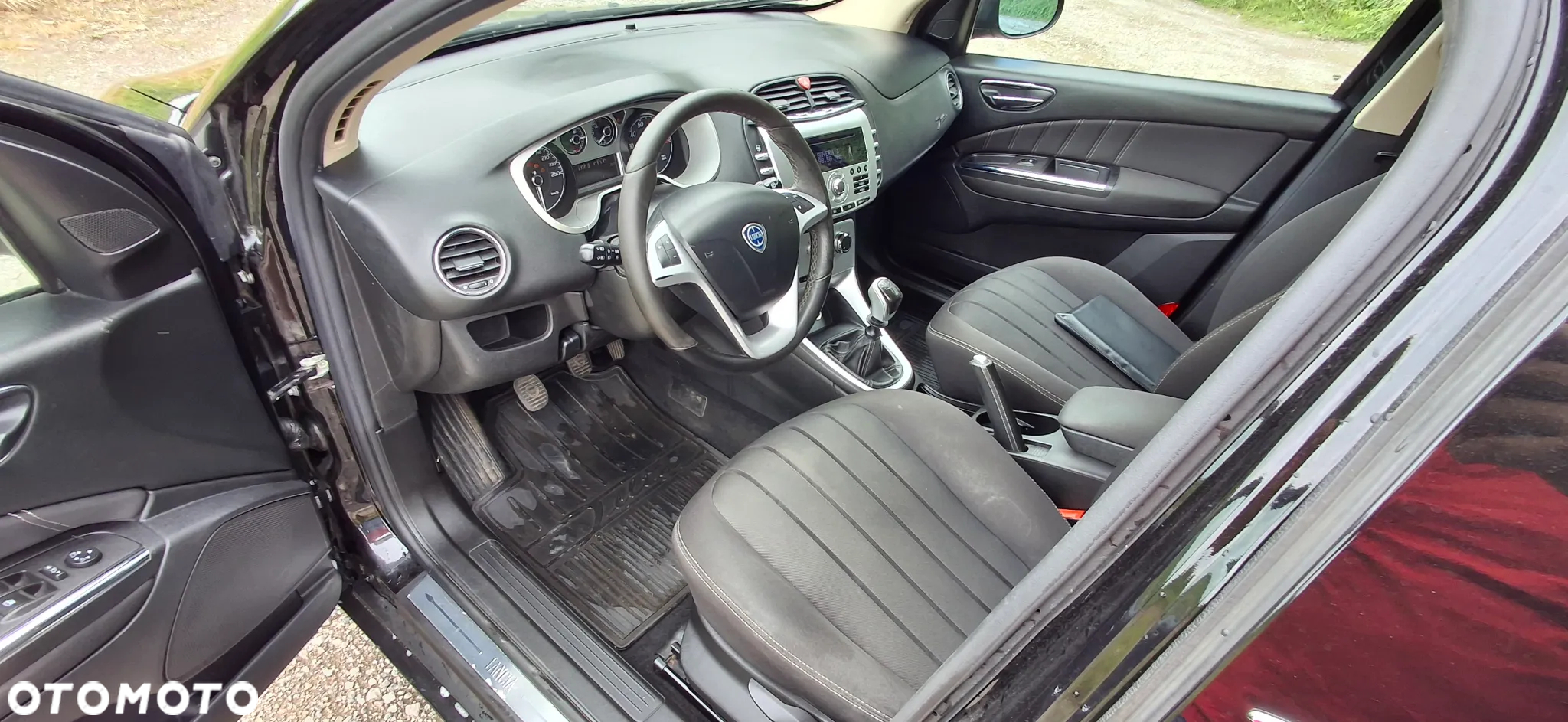 Lancia Delta 1.4 T-Jet 16v Oro - 10