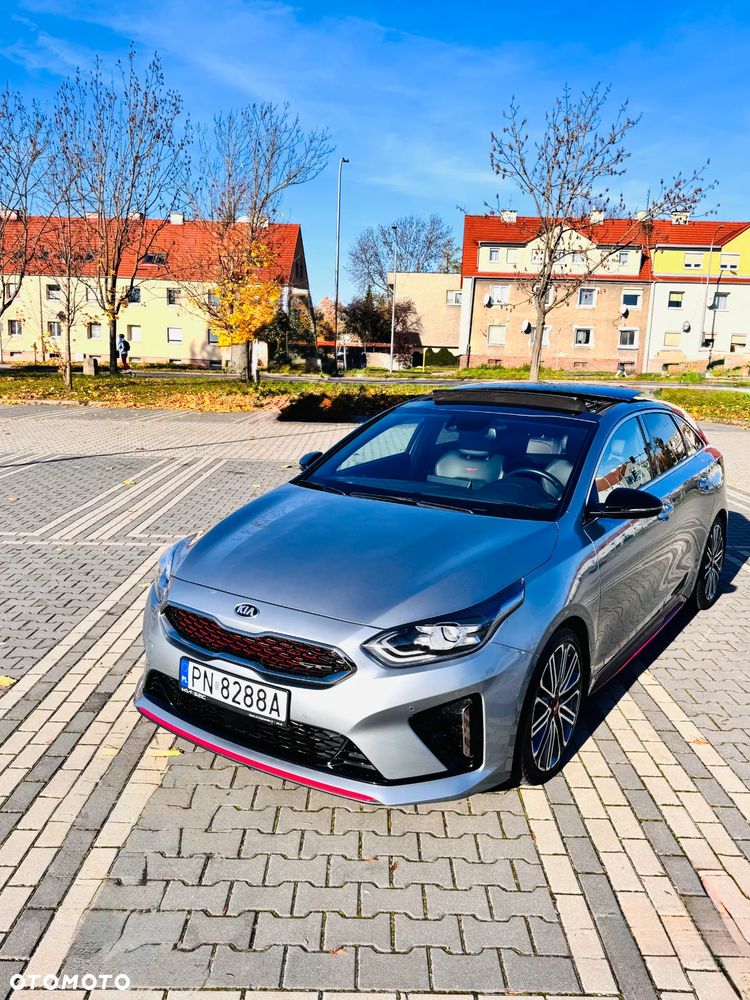 Kia ProCeed 1.6 T-GDI GT DCT - 1